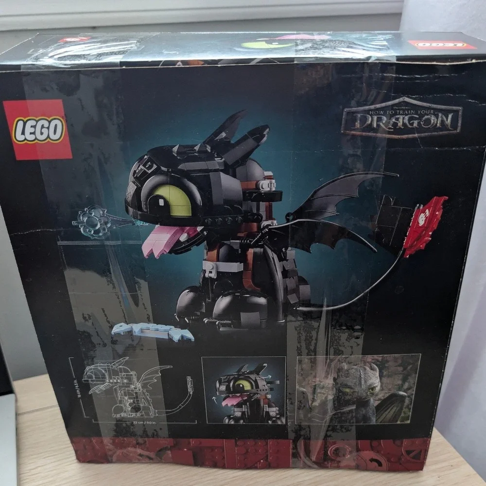 LEGO Icons Toothless 10375 How to Train Your Dragon Night Fury Building Set 784p